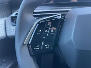 Peugeot 3008 1.2 Hybrid Allure Premium