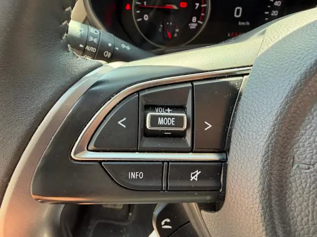 Suzuki Swift 1.2 1st Edition Hybrid 4x4
