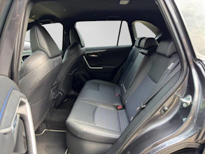 https://vehicle.imgix.net/4392954/f9942939-7420-4da9-9305-75bba312cb5d.jpg