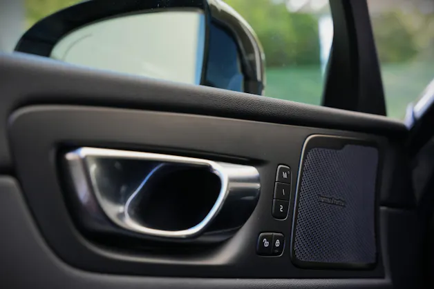 VOLVO XC60 2.0 T6 TE Plus Dark eAWD