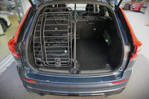 VOLVO XC60 2.0 T6 TE Plus Dark eAWD