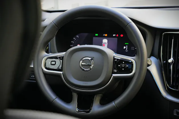 VOLVO XC60 2.0 T6 TE Plus Dark eAWD