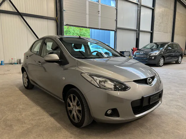 Mazda 2 1.3i 16V Exclusive