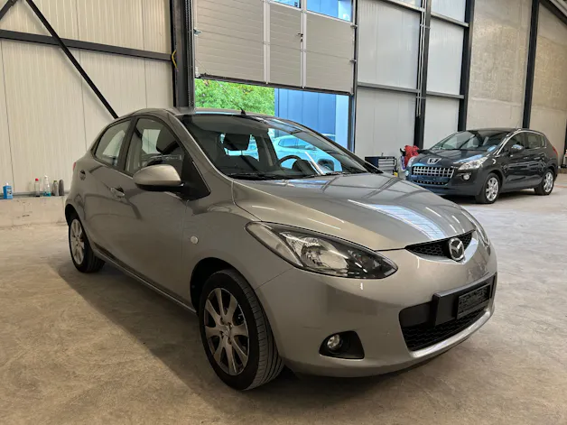 Mazda 2 1.3i 16V Exclusive