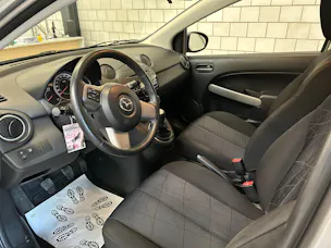 Mazda 2 1.3i 16V Exclusive