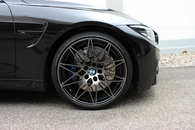 BMW M4 Cabriolet Drivelogic *M COMPETITION PAKET*