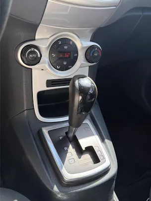 Ford Fiesta 1.4 16V Trend Automatic