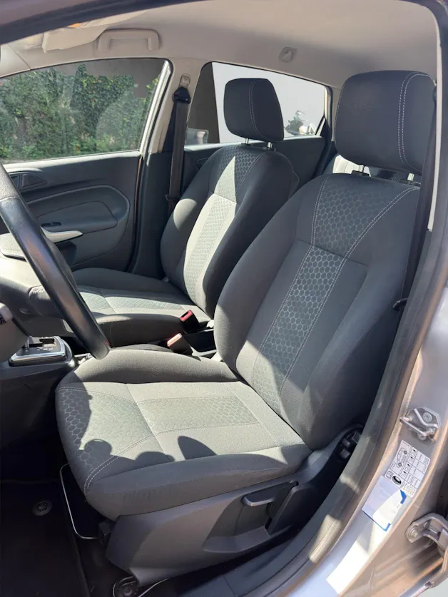 Ford Fiesta 1.4 16V Trend Automatic