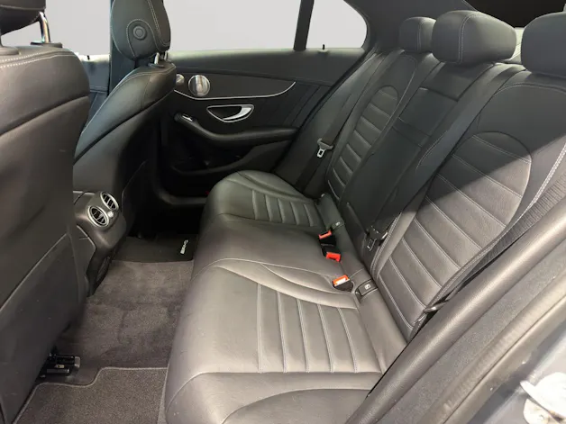 Mercedes-Benz C 200 AMG Line 4Matic 9G-Tronic