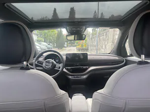 Fiat 500 electric 87 kW Armani
