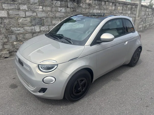 Fiat 500 electric 87 kW Armani