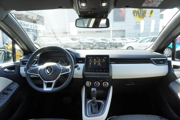 Renault Clio 1.6 E-Tech Techno