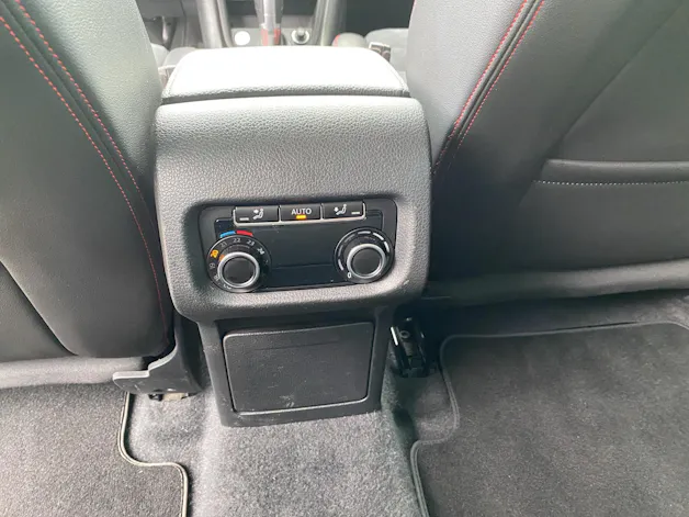 SEAT Alhambra 2.0 TDI 4Drive SWISS FR
