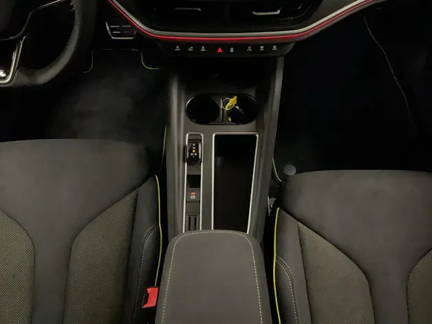 Škoda I AHK I 360 Kamera I Head-Up- Display I