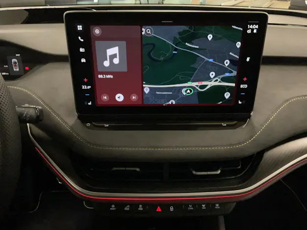 Škoda I AHK I 360 Kamera I Head-Up- Display I
