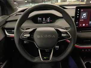 Škoda I AHK I 360 Kamera I Head-Up- Display I