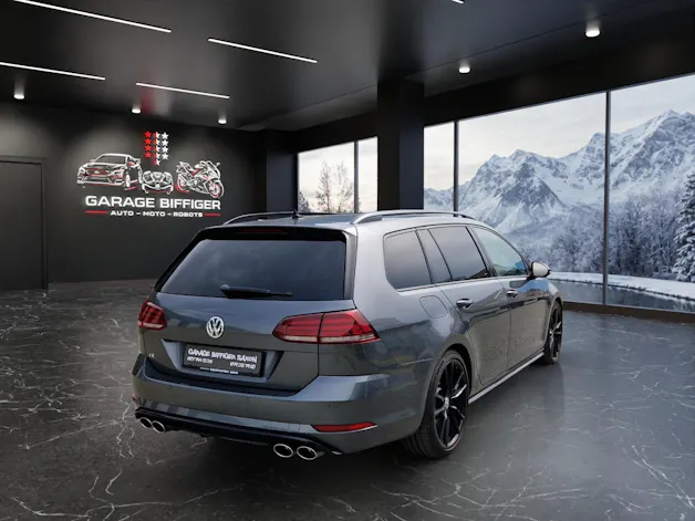 VW Golf Variant 2.0 TSI R 4Motion DSG