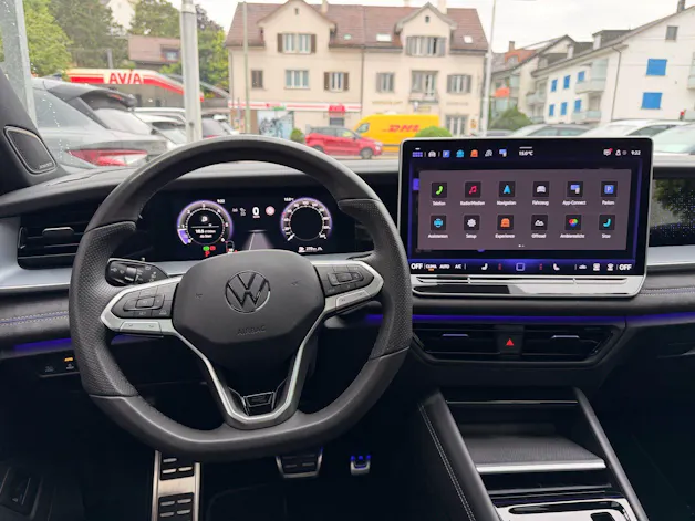 VW Tayron 2.0 TDI 193 PS 4MOTION R-LINE *** HEAD-UP DISPLAY & ANHÄNGERKUPPLUNG***