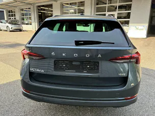 Škoda Octavia Combi 2.0 TDI DSG Ambition 4x4