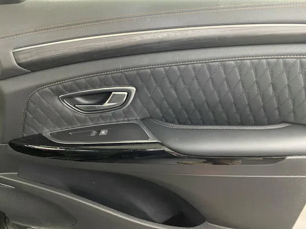 Renault Espace 2.0 dCi Initiale Paris EDC 6