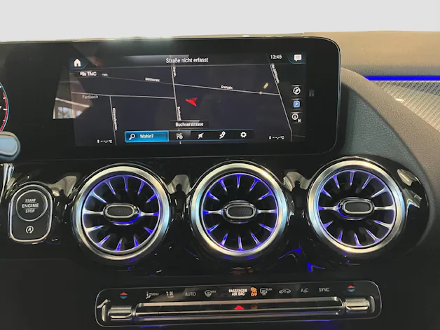 Mercedes-Benz GLA 200 AMG Line 4MATIC