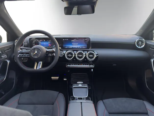 Mercedes-Benz A 250 4Matic 8G-DCT