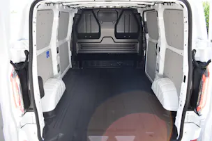 Ford E-Transit C Van 320 L1 Trend 83kWh