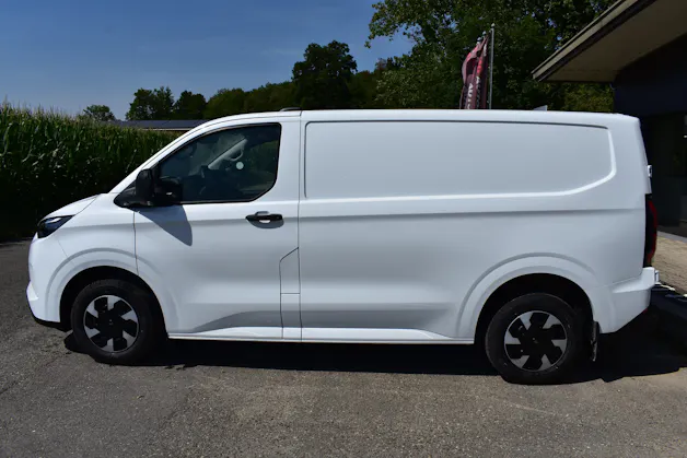 Ford E-Transit C Van 320 L1 Trend 83kWh