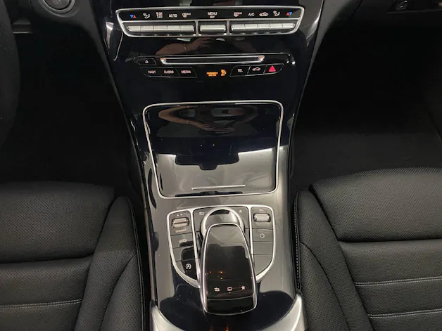 MERCEDES-BENZ C 400 AMG Line 4MATIC Kombi