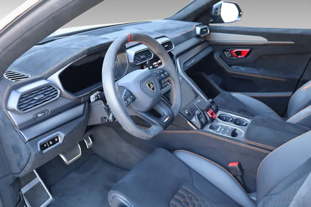 Lamborghini Urus Performante