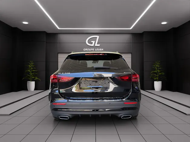 Mercedes-Benz GLA 220 4Matic 8G-DCT