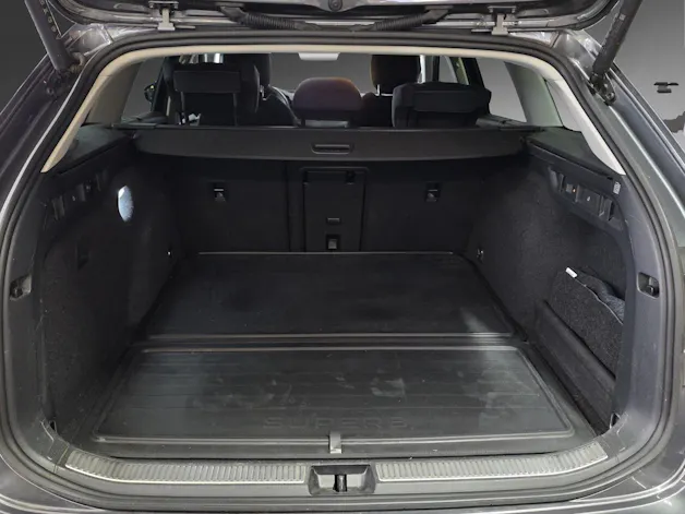 Škoda Superb Combi 2.0 TDi Selection 4x4 DSG