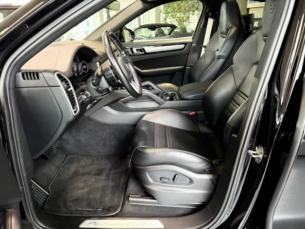 Porsche Cayenne Coupé E-Hybrid Platinum Edition