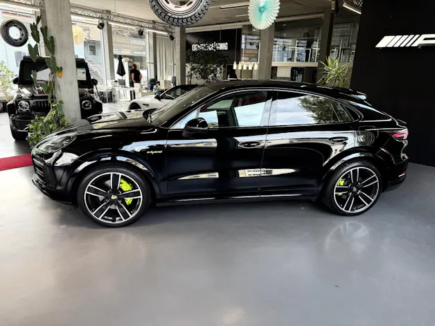 Porsche Cayenne Coupé E-Hybrid Platinum Edition
