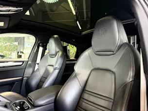 Porsche Cayenne Coupé E-Hybrid Platinum Edition