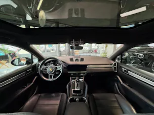 Porsche Cayenne Coupé E-Hybrid Platinum Edition