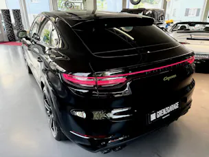 Porsche Cayenne Coupé E-Hybrid Platinum Edition