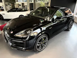 Porsche Cayenne Coupé E-Hybrid Platinum Edition