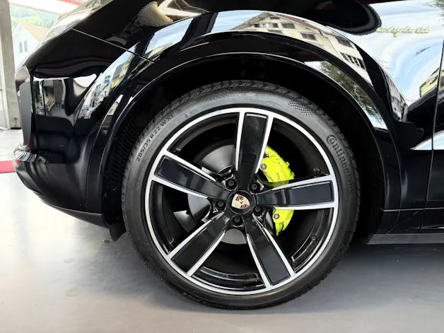 Porsche Cayenne Coupé E-Hybrid Platinum Edition