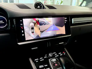 Porsche Cayenne Coupé E-Hybrid Platinum Edition