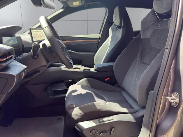Cupra Raval 52 kWh Dynamic+ Launch Edition