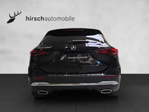 Mercedes-Benz GLA 220 4Matic 8G-DCT