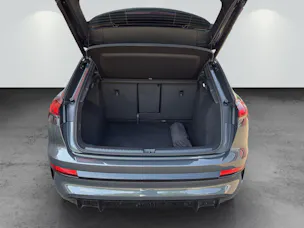 Audi Q4 e-tron SUV quattro performance