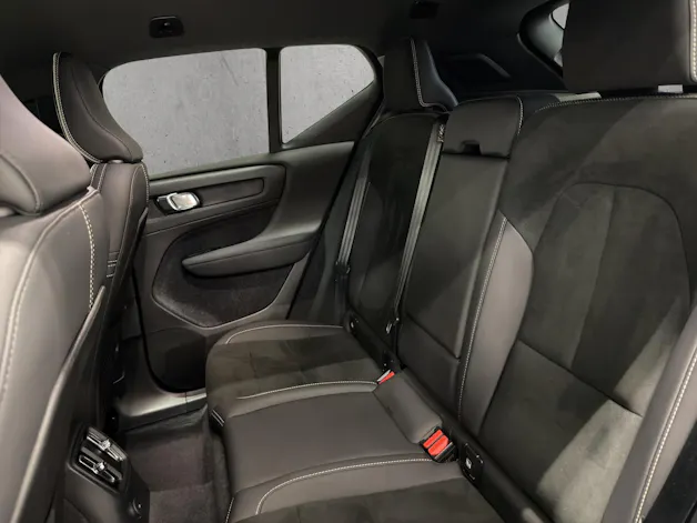 Volvo XC40 T4 PHEV Plus Dark DCT