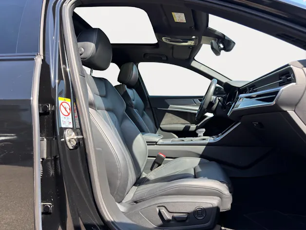 Audi A6 Avant 40 TDI sport Attraction 204PS Quattro