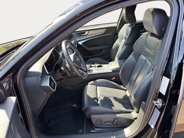 Audi A6 Avant 40 TDI sport Attraction 204PS Quattro