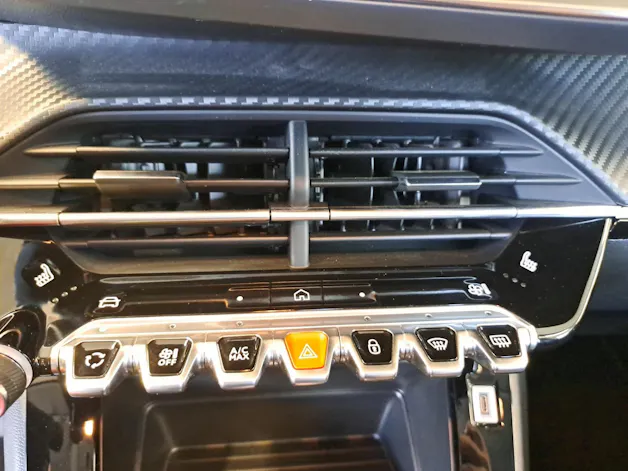 Peugeot 208 1.2 Hybrid Active