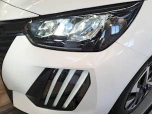 Peugeot 208 1.2 Hybrid Active