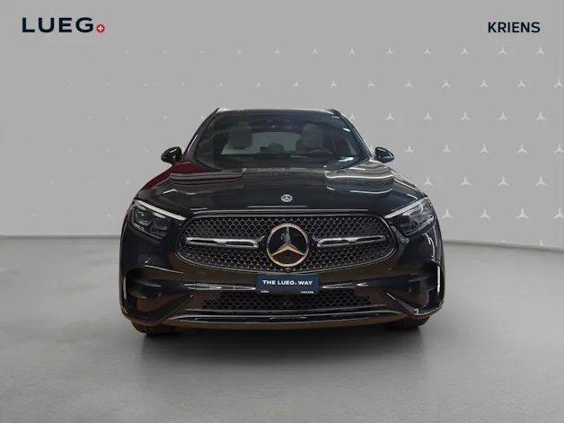 Mercedes-Benz GLC 300 4M - AMG / DISTRONIC / 360 Grad Kamera / Standheizung