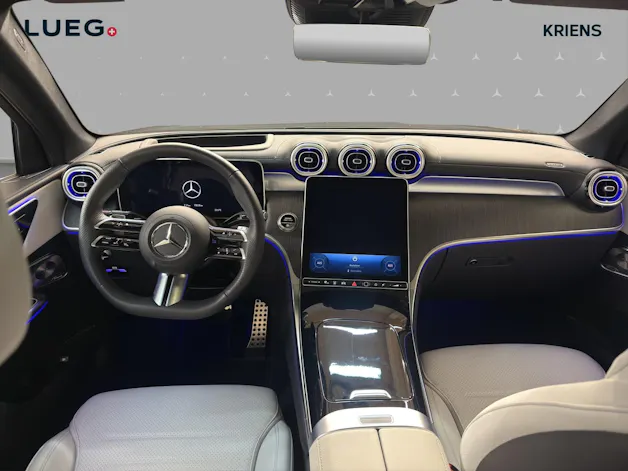 Mercedes-Benz GLC 300 4M - AMG / DISTRONIC / 360 Grad Kamera / Standheizung